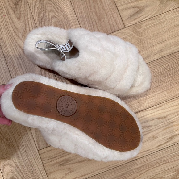Ugg Slippers - Picture 3 of 4